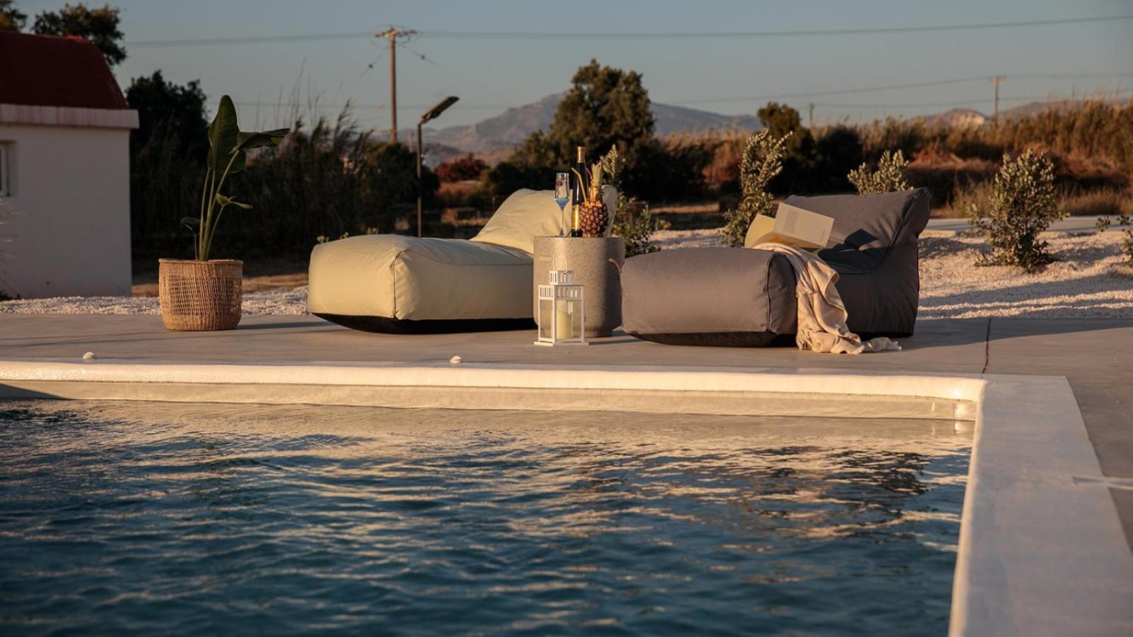 Nymphee Luxury Villas Agia Anna  Extérieur photo